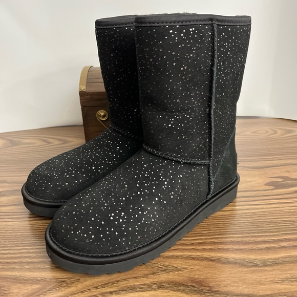 UGG Boots Classic Short Black Silver Metallic Spots US Women’s Size 5 Comfy - Picture 10 of 12